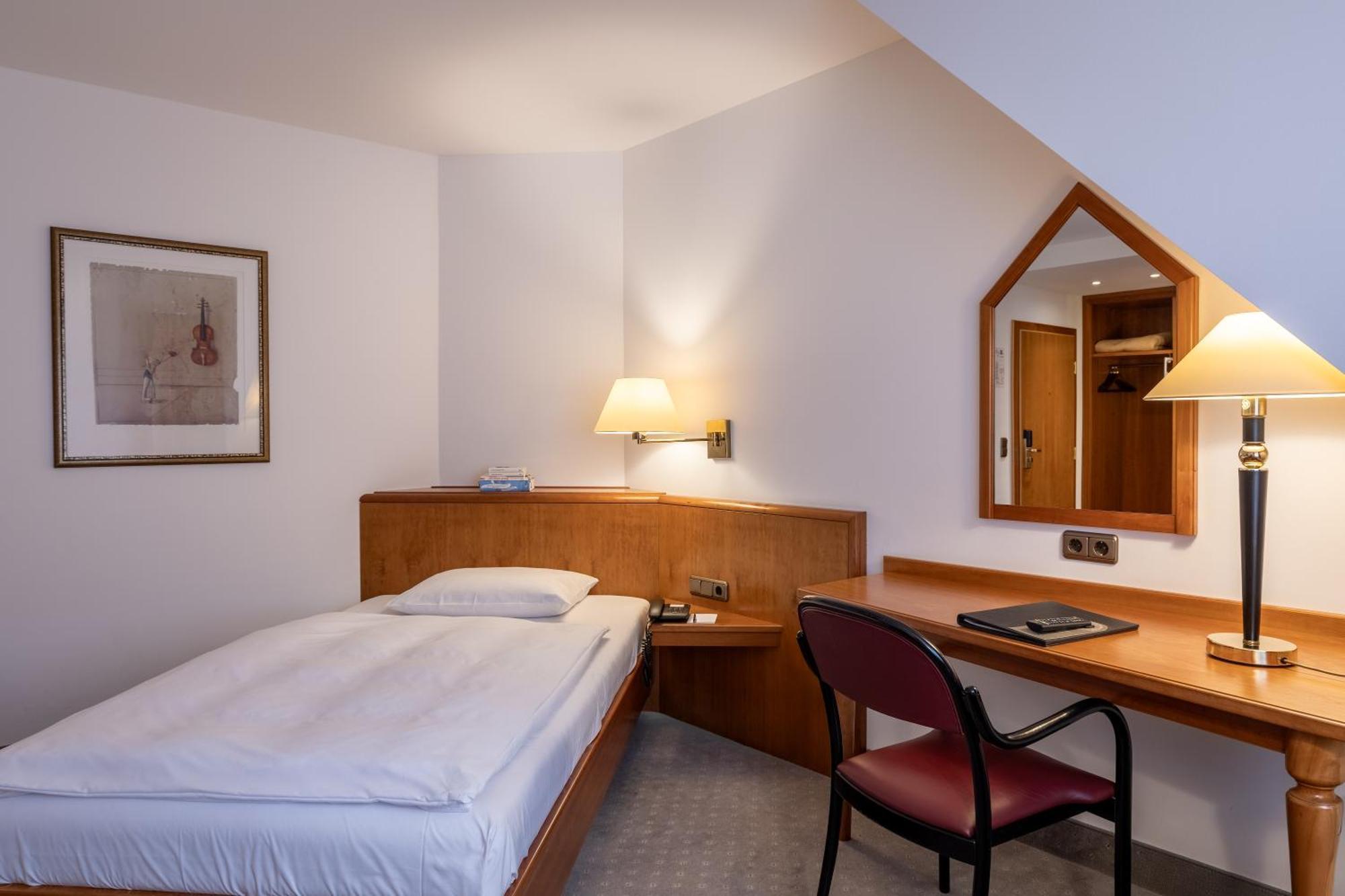 Hotel Alma Am Anger Ερφούρτη Εξωτερικό φωτογραφία