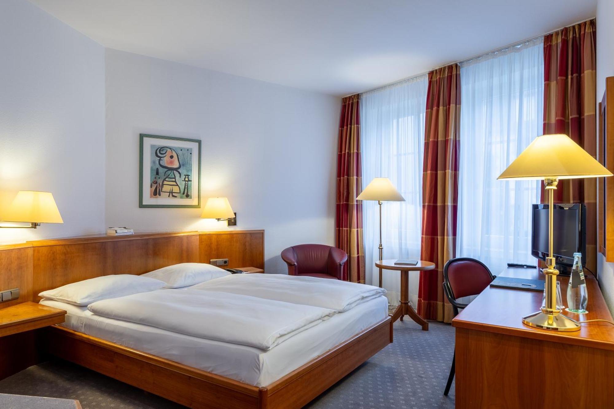 Hotel Alma Am Anger Ερφούρτη Εξωτερικό φωτογραφία