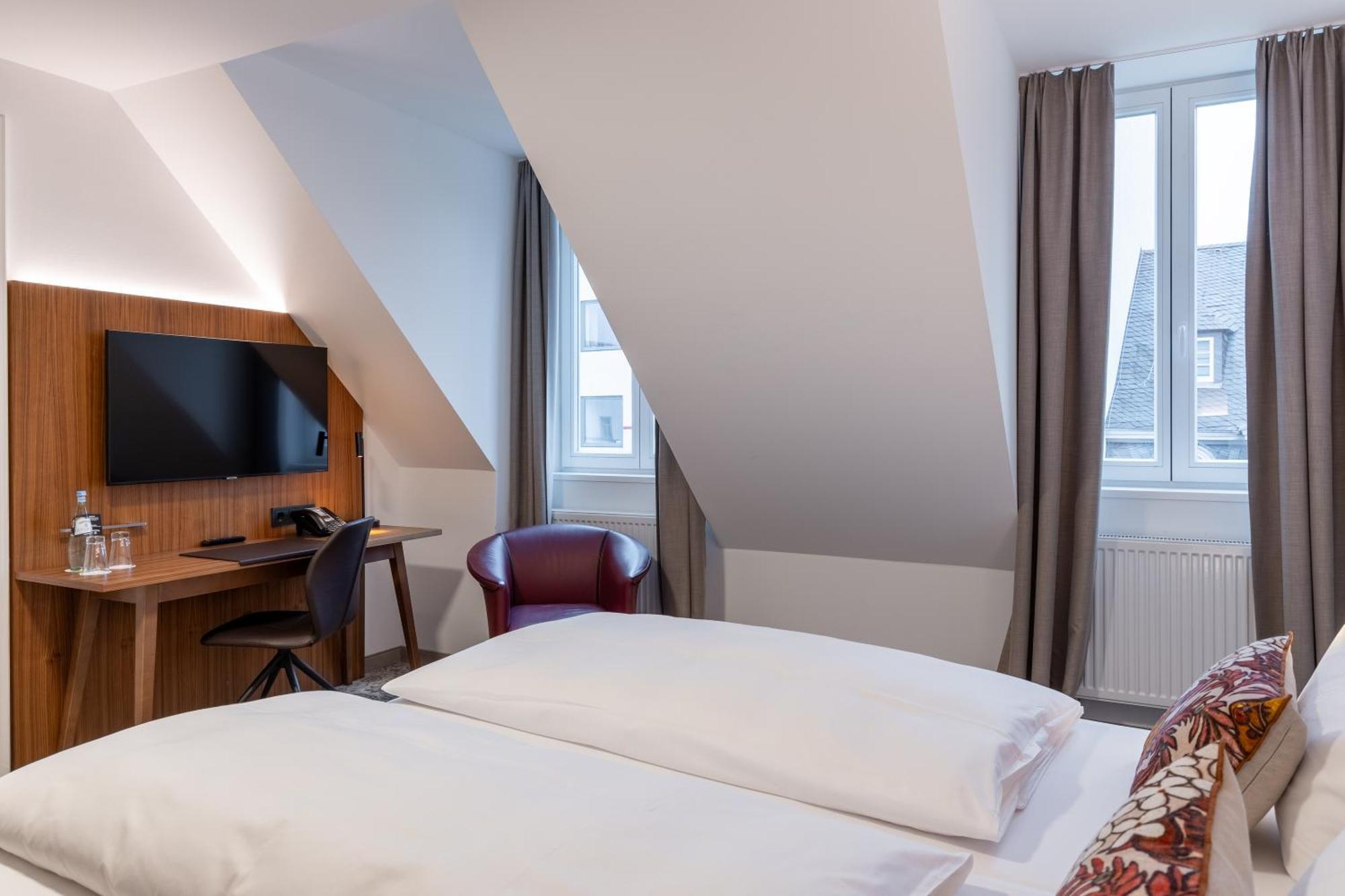 Hotel Alma Am Anger Ερφούρτη Εξωτερικό φωτογραφία